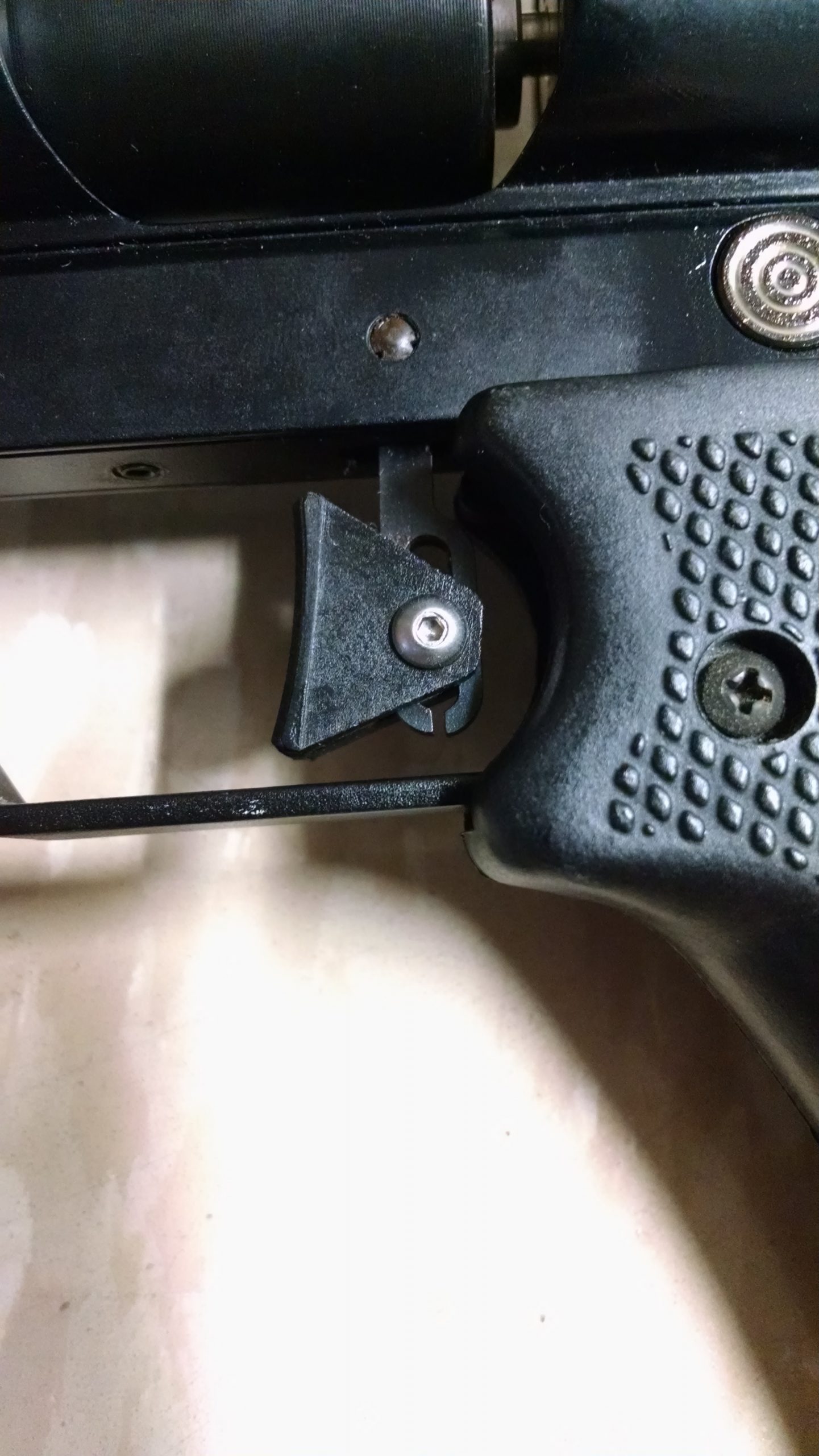 Trigger screw